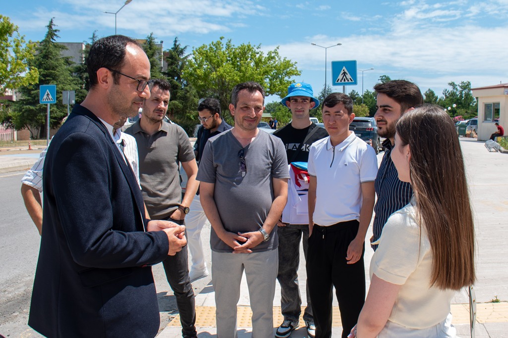 “Türkçe Öğreniyorum, Türkiye'ye Gidiyorum” projesi kapsamında Kazakistanlı öğrenciler OMÜ’de