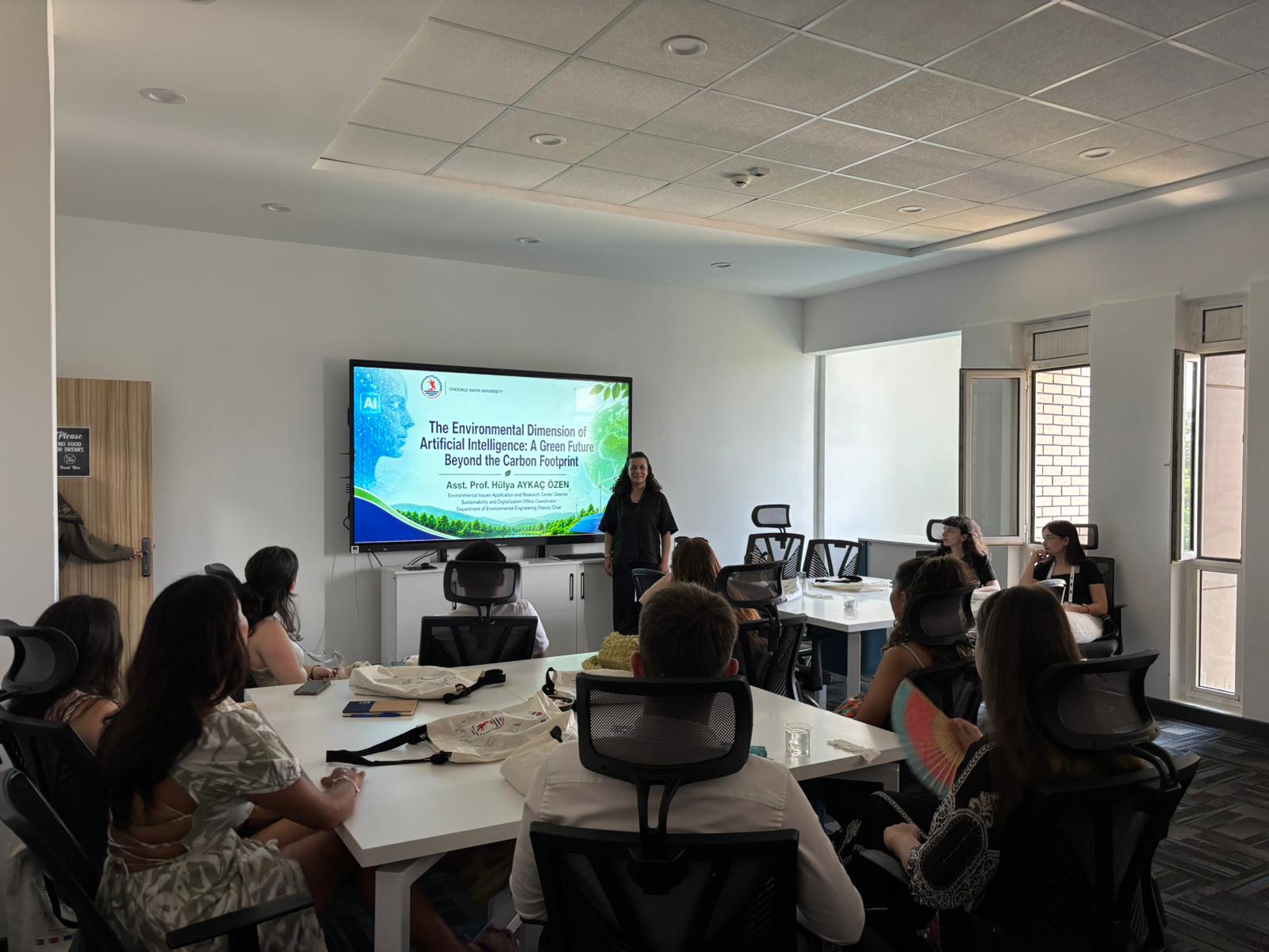 OMÜ "Yapay Zekâ Destekli Dil Öğrenimi" Konulu Erasmus+ BIP Programını Düzenledi